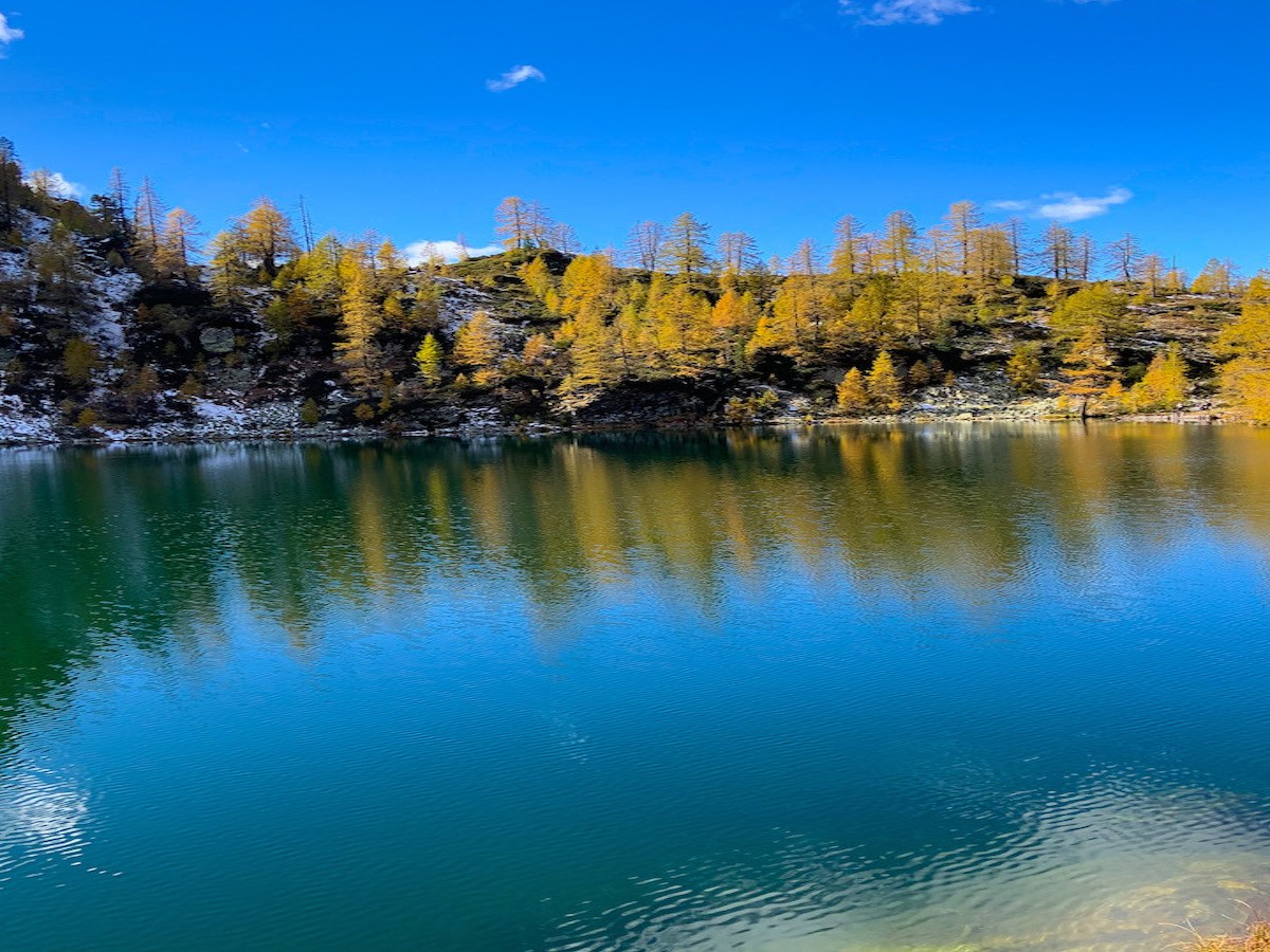 Una splendida passeggiata autunnale in Ticino: il lago di&nbsp;Sfille